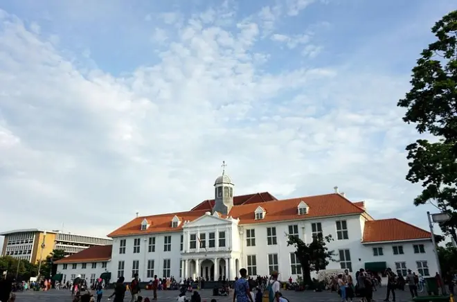 Jakartas Highlights: Nationaldenkmal & Kota Tua