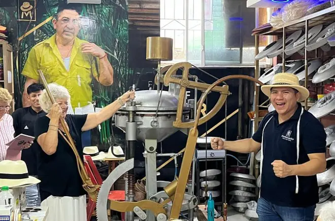 Manta e Montecristi: Cantieri navali e cappelli Panama