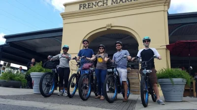 Scopri new orleans in un tour di 3 ore in e-bike con guida locale, tra french quarter, marigny, treme e un cimitero sopraelevato. casco e acqua inclusi.