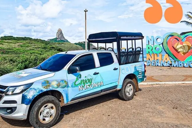 Full-Day Island Tour in Fernando de Noronha: 4x4 with Guide