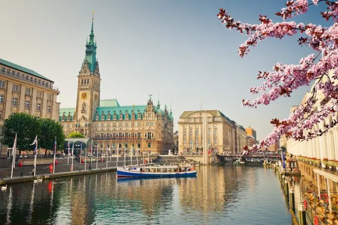 Tour de día completo por Speicherstadt desde Kiel a Hamburgo