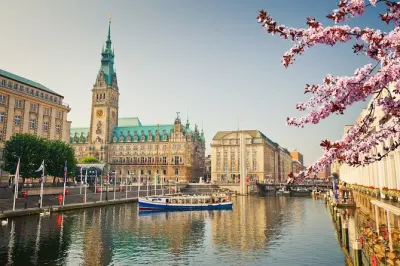 Hamburg Shore Excursion from Kiel: All-Day Speicherstadt Tour