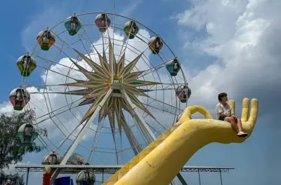 Batam family day tour: Zoo, coffee, local food and shopping