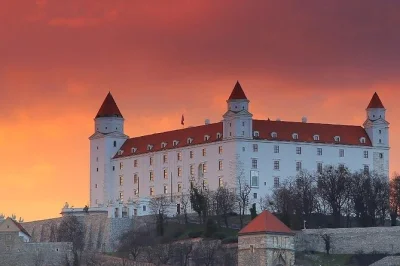 Get lost in bratislava’s old town with a local guide, explore the castle, hear quirky legends & enjoy surprise bonuses. wheelchair accessible, kids free, pay what you feel.