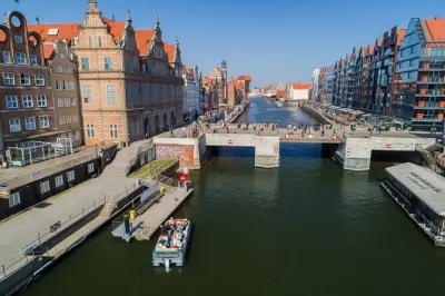Motlawa River cruise Gdańsk: Medieval monuments tour