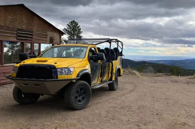 Erlebe colorados wilde seite bei einer 4x4 offroad-tour durch den roosevelt forest mit stadion-sitzen, privatem aussichtsturm, snacks und wetterfester ausrüstung.