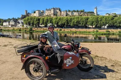 Tour privado en sidecar desde Chinon: Castillos del valle del Loira