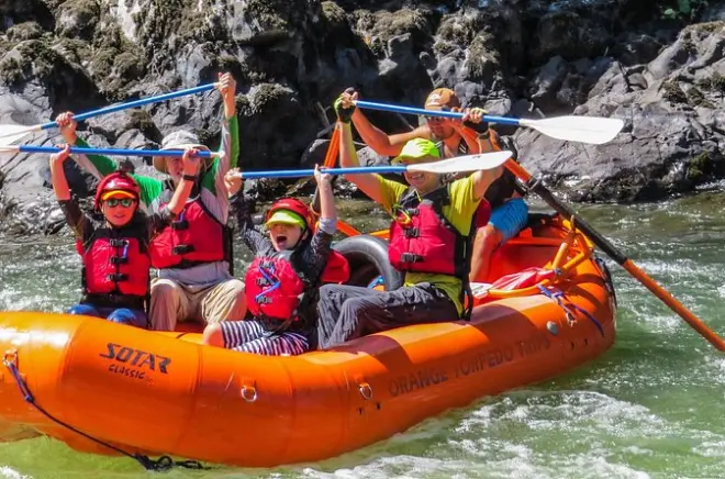 Rogue River Hellgate Canyon Rafting: Class II Whitewater