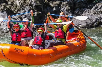 Rogue River Hellgate Canyon Rafting: Wildwasser der Klasse II