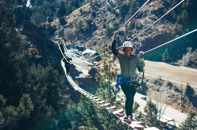 Arrampicata via ferrata sul Mount Blue Sky a Idaho Springs