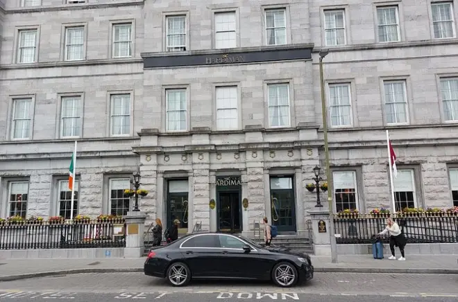 Sligo to Galway Premium Car Service: Mercedes-Benz Transfer