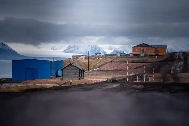 Barentsburg photo tour with certified photographer guide