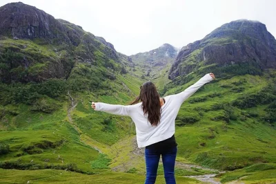 Feel the wild beauty of scotland’s highlands on a day trip from edinburgh—see glen coe, ben nevis, and loch ness with a local guide and flexible stops.