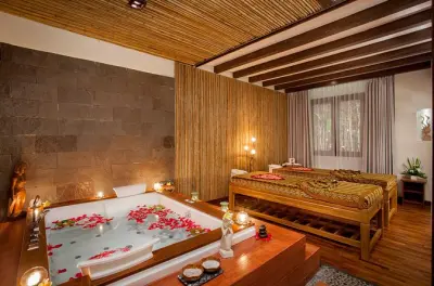 Massaggio di coppia e bagno di fiori all’Anjali Spa di Kuta