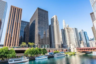 Step into chicago’s skyline story on a guided walking tour, tracing iconic architecture from cast-iron facades to the aqua tower. includes cac gallery access.