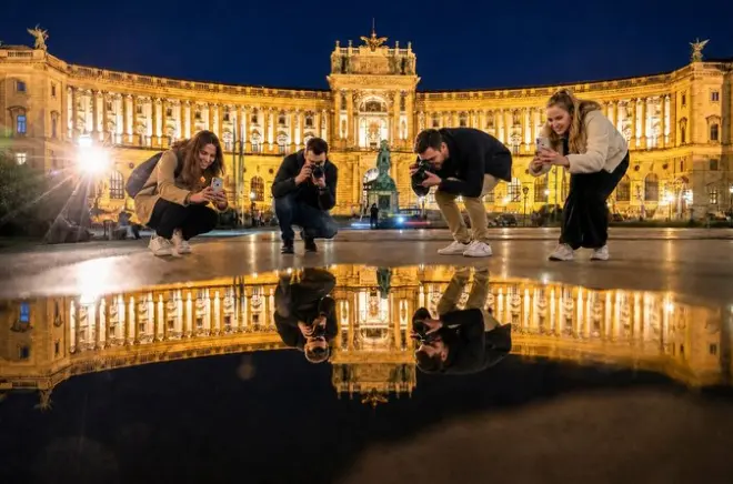 Tour fotografico notturno a Vienna: Cattura edifici illuminati