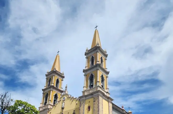 Mazatlan Privattour: Kathedrale, Klippentaucher und Altstadt