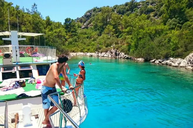 Schnorcheln in Bodrum: Privater Bootsausflug mit Mittagessen