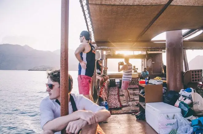 Schnorcheln in Khasab: Dhow-Kreuzfahrt mit Delfinen