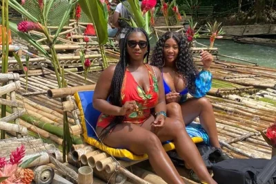 Montego bay: private bamboo-rafting-tour am lethe river mit entspannender kalksteinmassage, malerischer fahrt und erfahrenem guide. jetzt jamaika-flussabenteuer buchen.