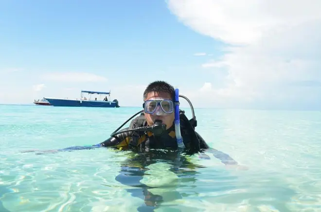 St Maarten Discover Scuba: Shallow Reef Dive for Beginners