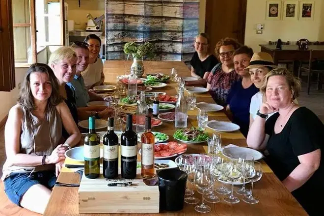 Villa Fabbriche: Degustação de vinhos, adega e comida toscana