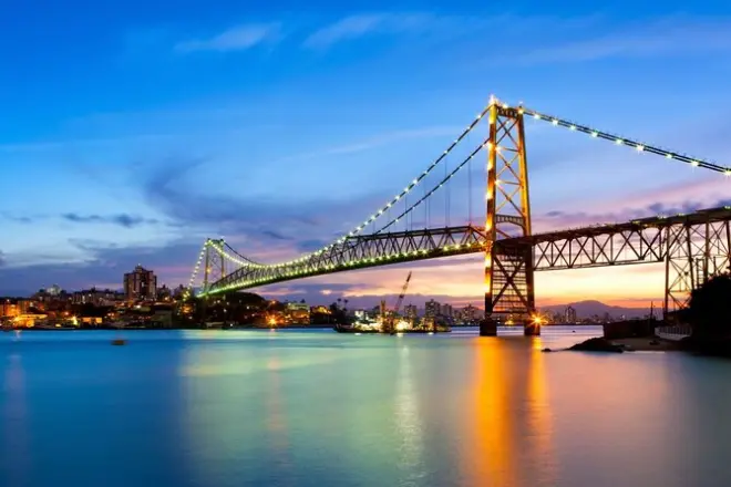 Transfer privato da Balneário Camboriú all’aeroporto FLN