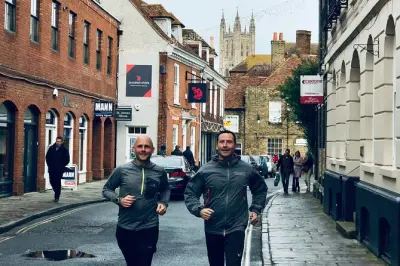 Tour de running en grupo pequeño por Canterbury: Murallas y catedral