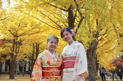 Esperienza privata con kimono e foto a Sapporo con stylist