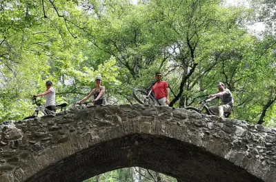 Paphos Wald E-Mountainbike Tour: 28 km Anstieg nach Milikouri