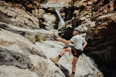 Canyoneering nel canyon di Tanque Verde vicino a Tucson: Discesa in corda doppia e escursione