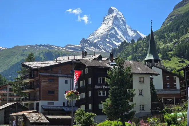 Zermatt & Gornergrat day tour: Matterhorn views by train