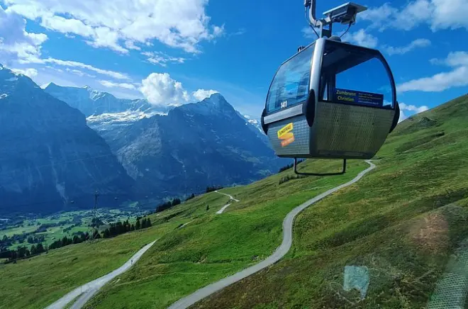 Grindelwald First Seilbahn & Cliff Walk: Ticket zur freien Nutzung