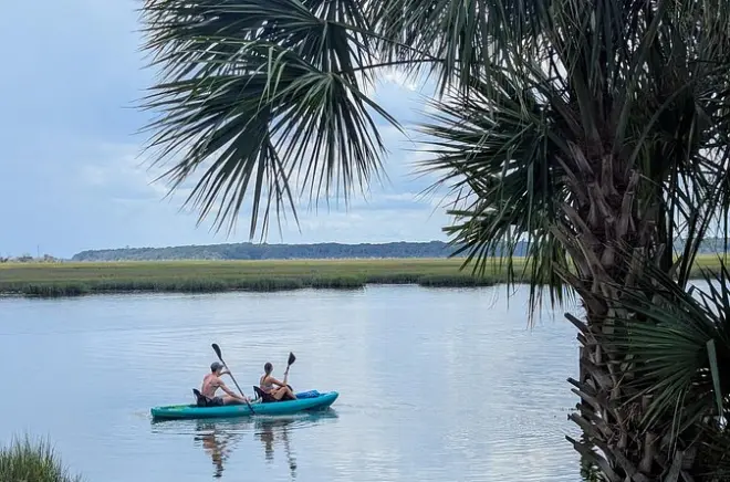 Geführtes Paddeln mit Kajak oder Paddleboard auf Amelia Island