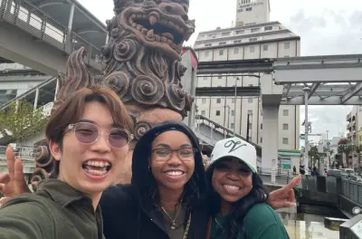 Naha Food & Culture Tour: Privater Morgen mit lokalen Verkostungen