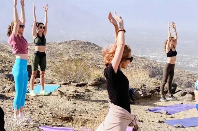Caminhada consciente nas montanhas de Palm Springs espiritual