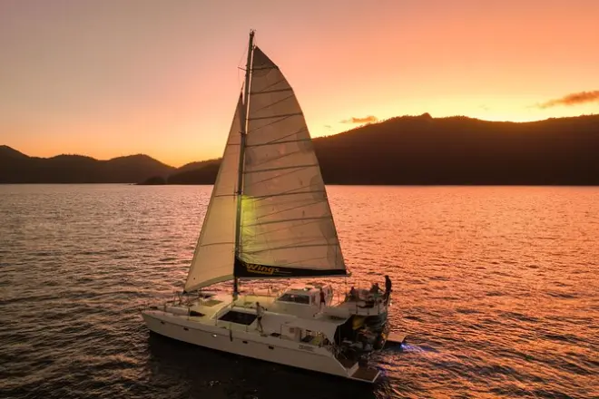 Airlie Beach Sunset Sail: Eigene Getränke, max. 29 Gäste