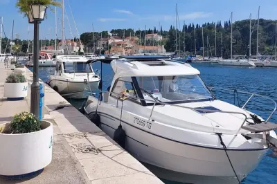 Speedboat transfer Hvar to Airport Split: Skip the ferry