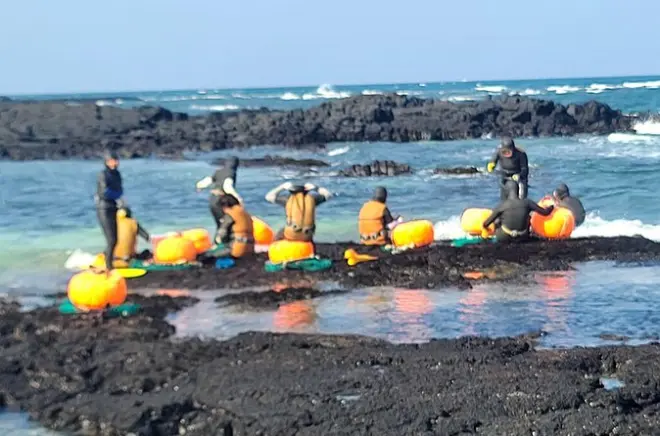 Jeju Insel Kreuzfahrttour: UNESCO-Stätten und Haenyeo-Taucherinnen