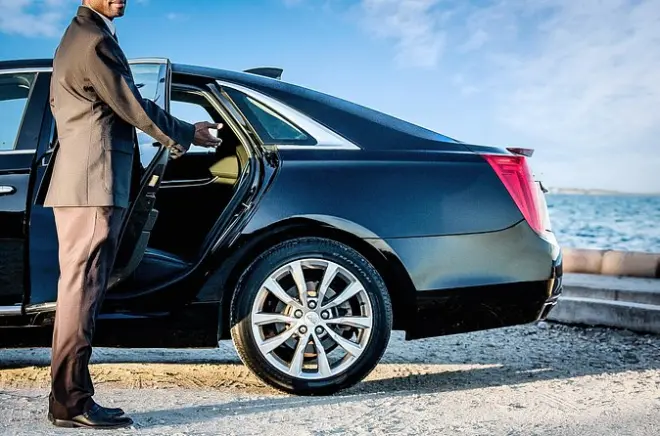 Flughafentransfer Nassau Rundfahrt: Privates Auto mit Einkaufstopp