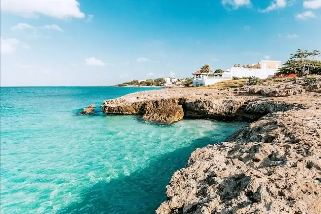 Private Off-Road Tour Aruba: Casibari, Natural Bridge, Tres Trapi