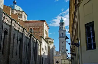 Parma à pied : Histoire médiévale et moderne en visite privée