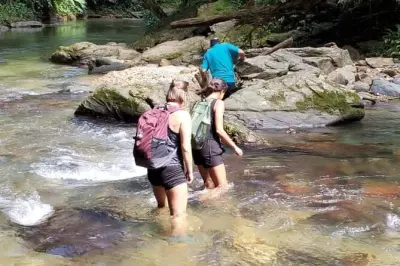 Chute d’Avocat et baie de Maracas depuis Trinidad