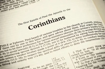 Erkunde das antike korinth mit privatem guide, besuche paulus’ bema, entdecke die akrokorinth-festung und genieße bequemen hoteltransfer. buche jetzt deinen biblischen tagesausflug.