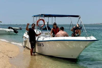 Step onto a shaded boat in ria formosa, explore culatra’s fishing village, taste fresh seafood, and wander armona’s quiet sands. includes guide and flexible stops.