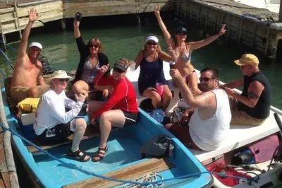 Key West: Dinghy Bar Hopping Tour & Mangrove Tunnels