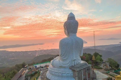Feel the spirit of phuket on a city tour with wat chalong, big buddha, old town’s colors and breezy viewpoints. includes hotel pickup and local guide.