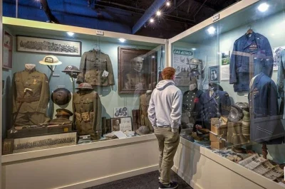 Entdecke im webb military museum in savannah persönliche militärartefakte, originale uniformen und spannende geschichten. inklusive eintritt und führung.