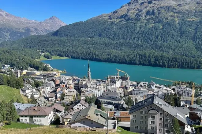 St. Moritz Panorama-Wanderung mit privatem Guide und Alpenblick