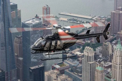 New york manhattan hubschrauberflug über central park, freiheitsstatue & brooklyn bridge mit live-kommentar und panoramafenstern. einfach buchen, unvergesslich erleben.